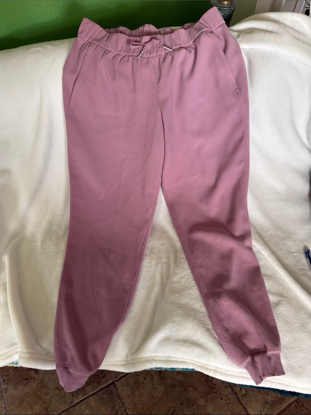 lululemon athletica Mauve Pink Track Joggers